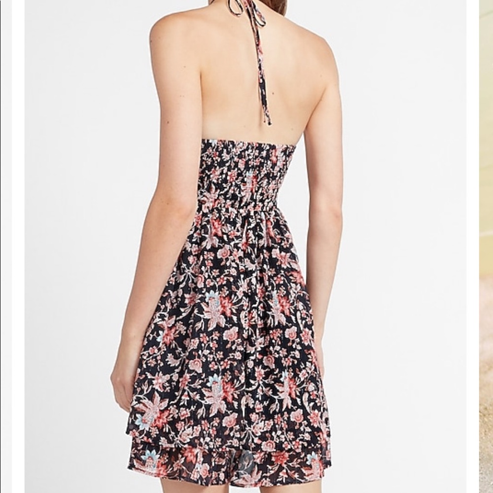 🌸metallic floral tie neck halter dress🌸 - Picture 2 of 8